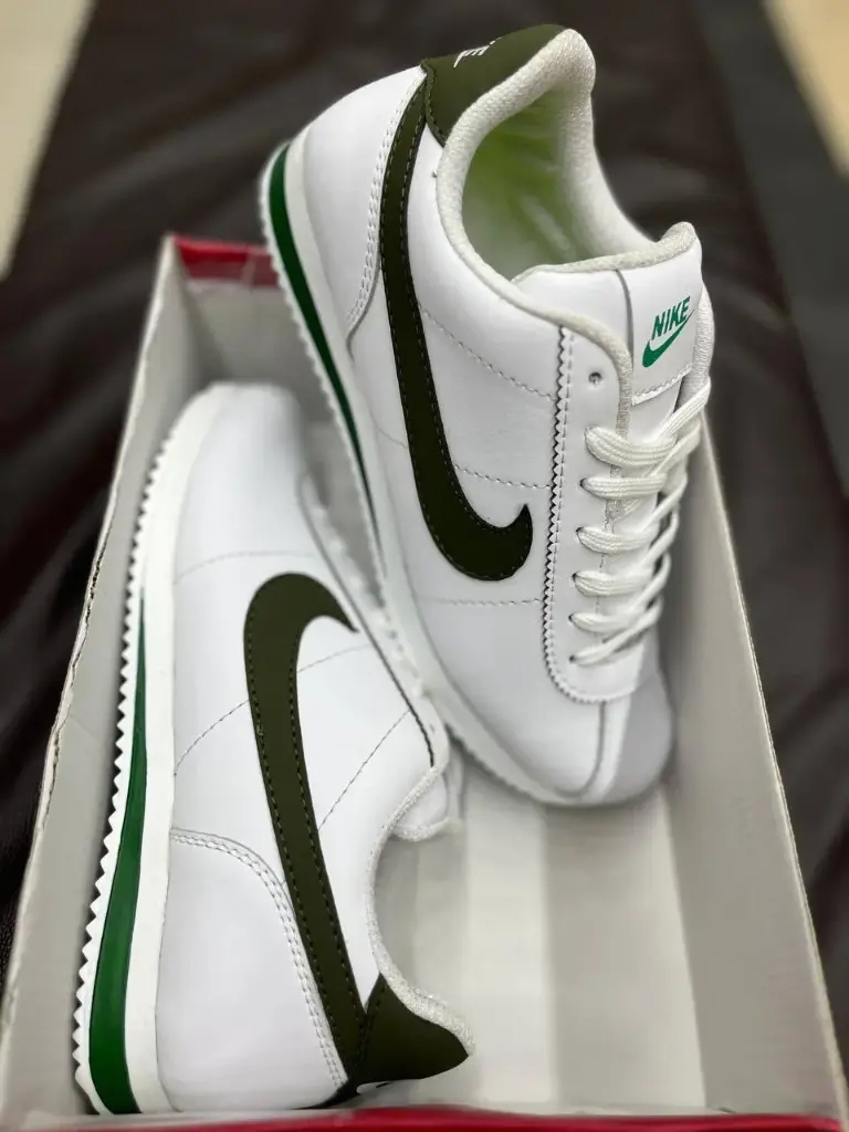 NIKE SHOES 3 COLORS